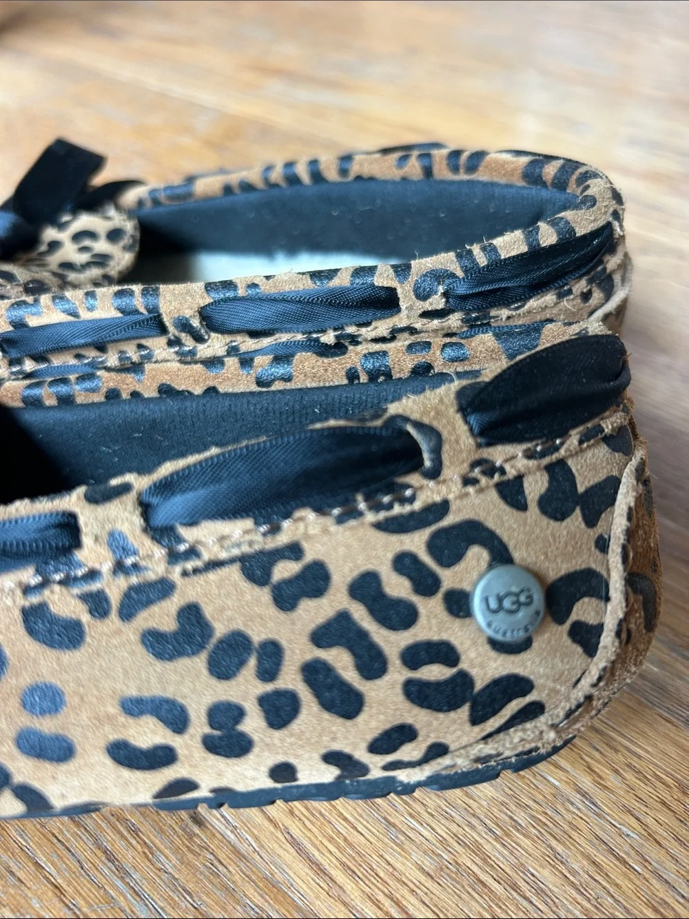 UGG leopard slippers. Worn less than 3 times.